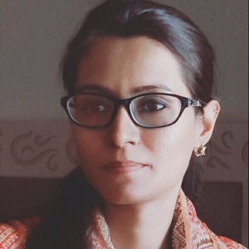 Sana Iftikhar, arts and crafts teacher and creator of TinyOutlines
